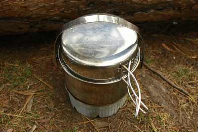 Esbit stove with pot